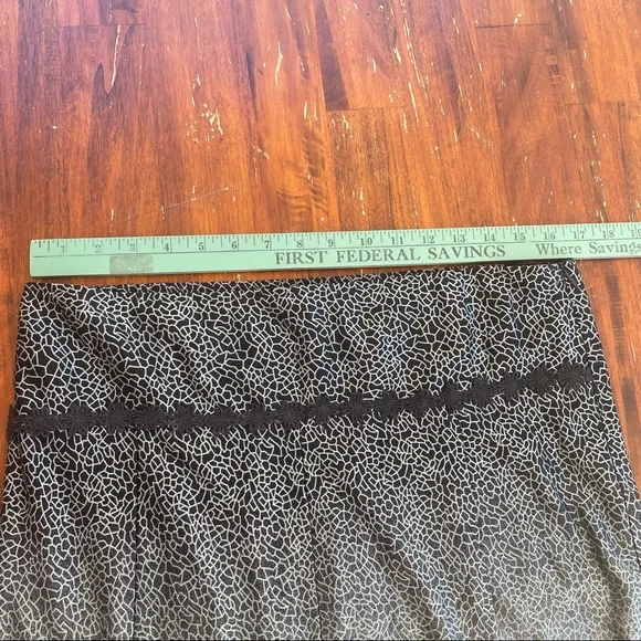 SOLD——ZASHI Floral Lace Long Skirt - Picture 7 of 11